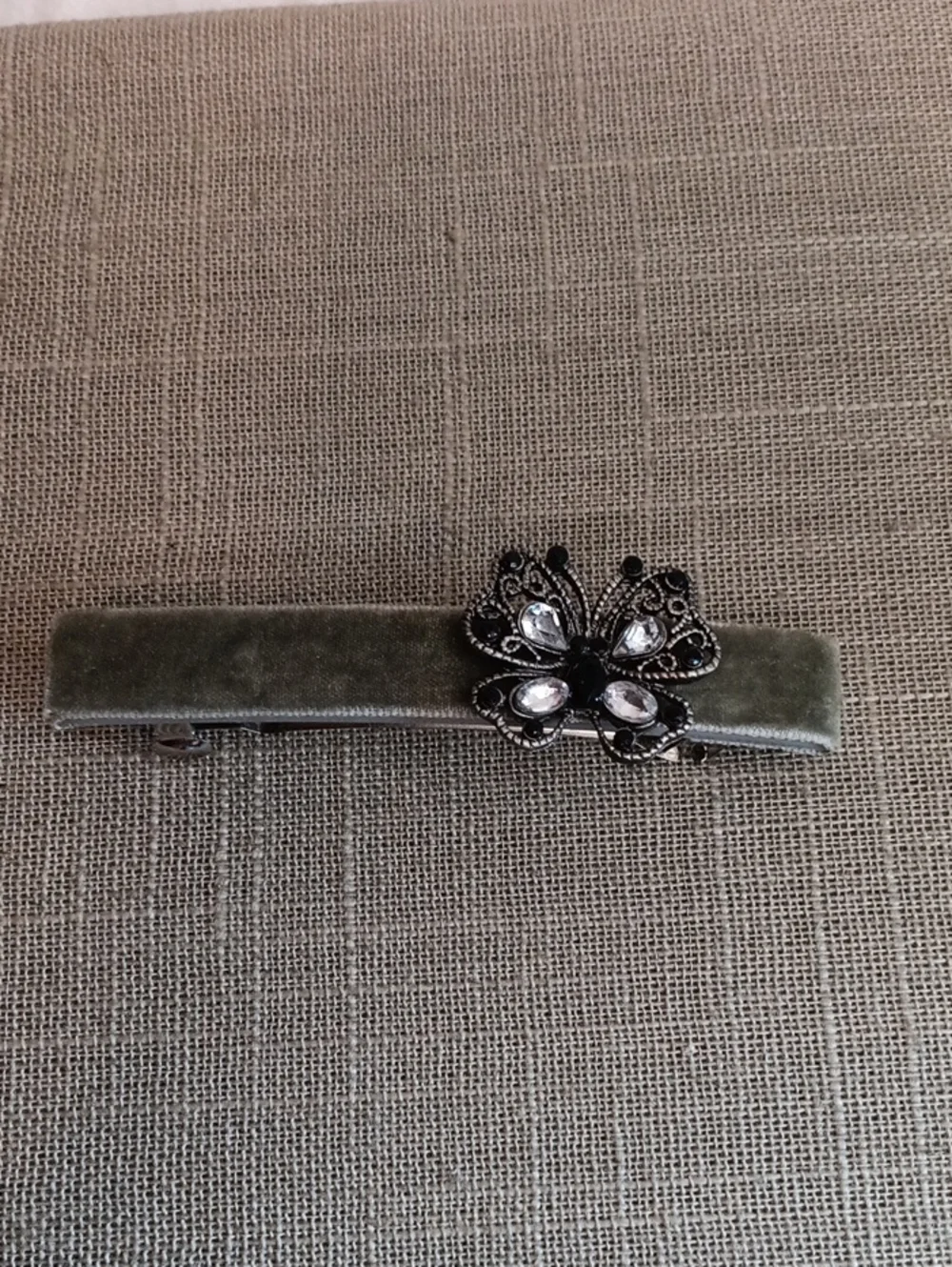 Goody Velvet Butterfly Barrette Hair Clip in Light Olive Green